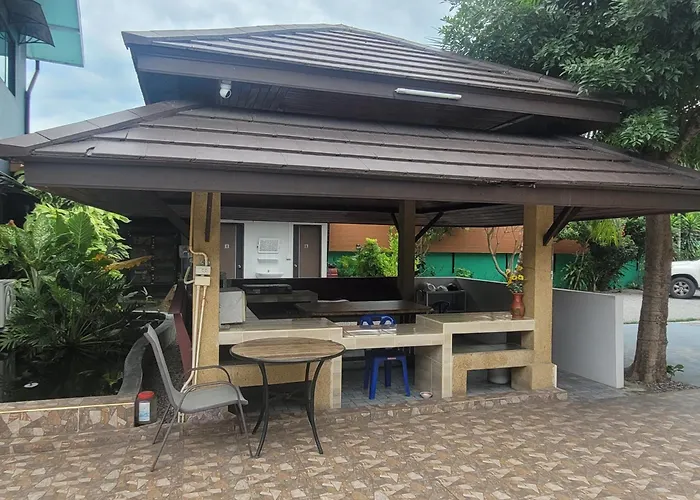 Get Inn Hua Hin Pool View